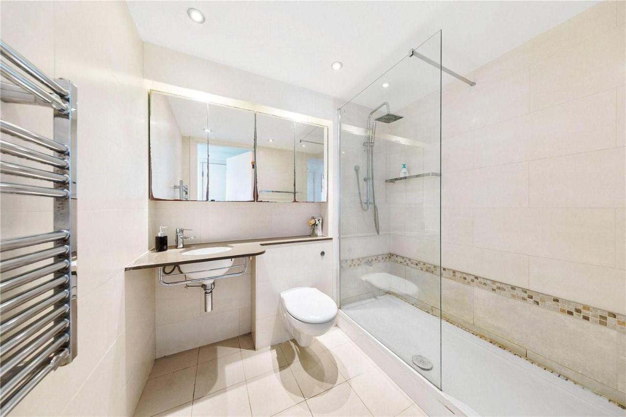 Two Bedroom Apartment - London Excel Stays Exterior foto